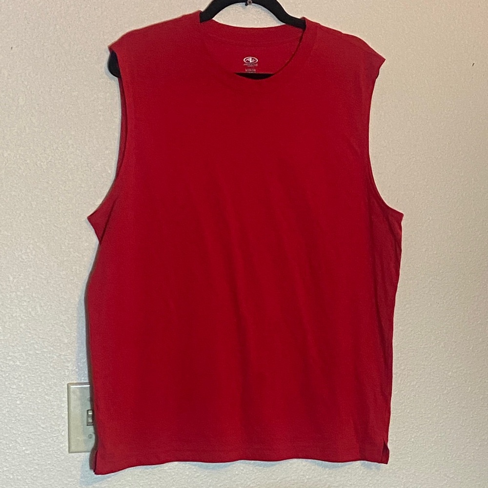 Athletic Works Red Sleeveless Muscle Tank Size L (42-45)